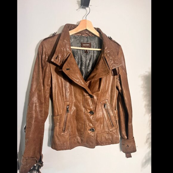 Danier Brown Leather Moto Jacket – Size S – Vintage Canadian Classic - Picture 1 of 3